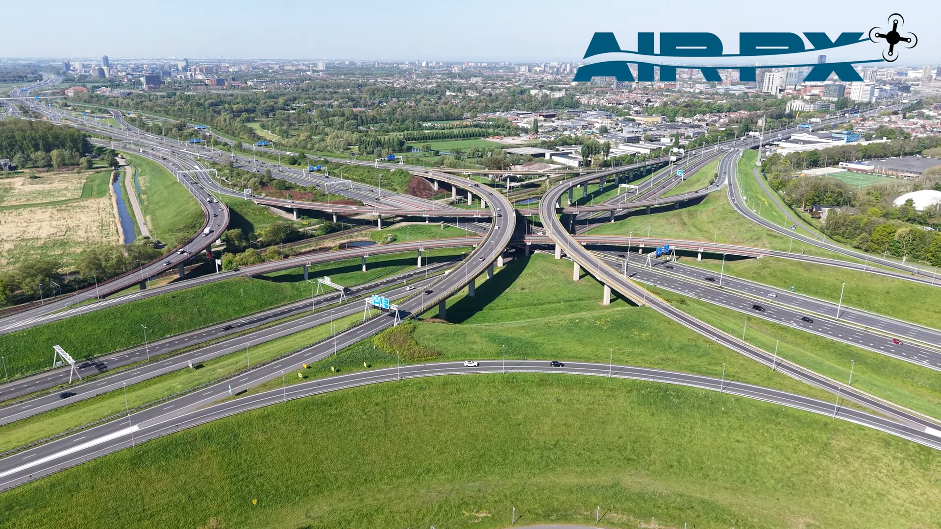 Flyover Voorburg _ Indrukwekkende dronebeelden van infrastructuur in beweging